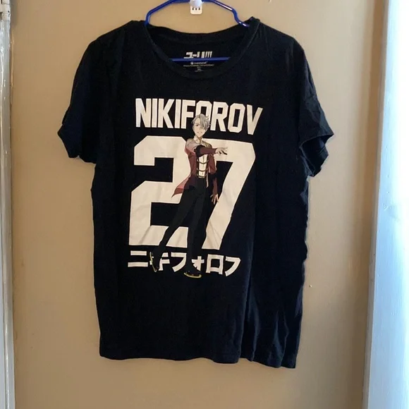 YURI on Ice Top - Picture 2 of 5